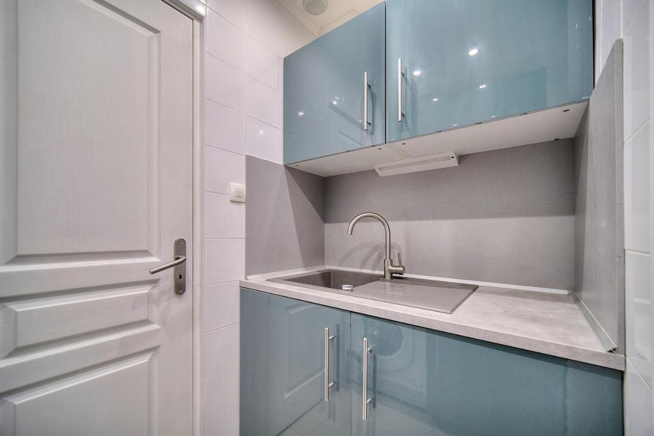 Immogroom - Cosy - Forville Market - Ac Apartment *