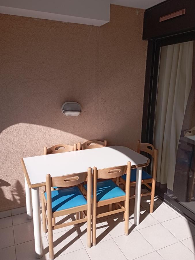 2 Pieces Refait A Neuf La Bocca *