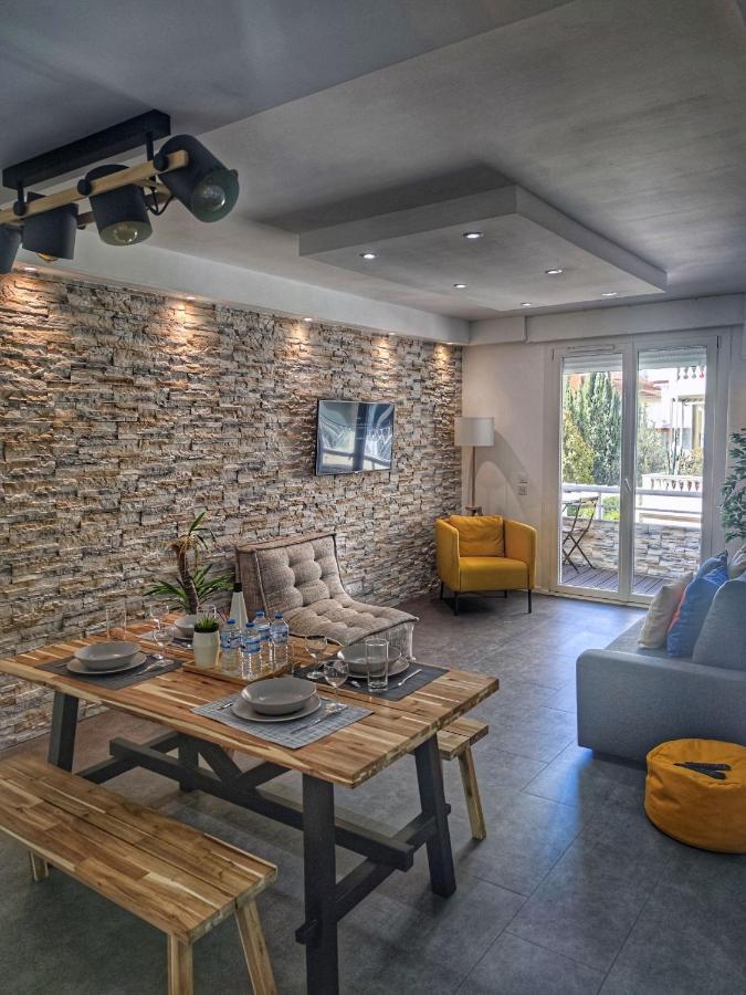 Apartment A 2 Pas Du Festival Et Plages