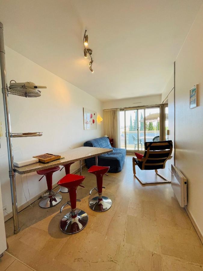 Floriana Apartment