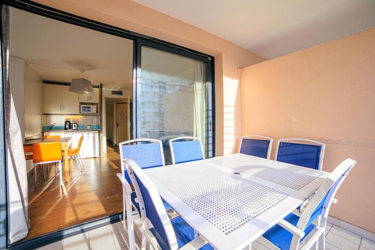 Air Conditioned With Furnished Terrace Swimming Pool & Parking Apartment *