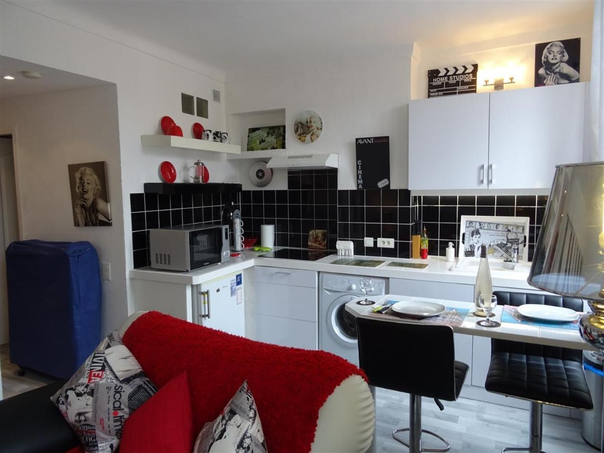Rue St Antoine Apartment *