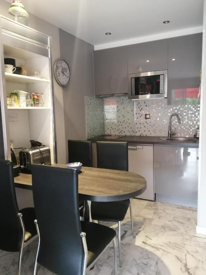 Lacour One Bedroom * Cannes