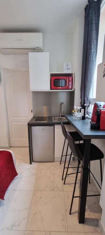 4 Dans Le Meme Immeuble Appartement Cannes