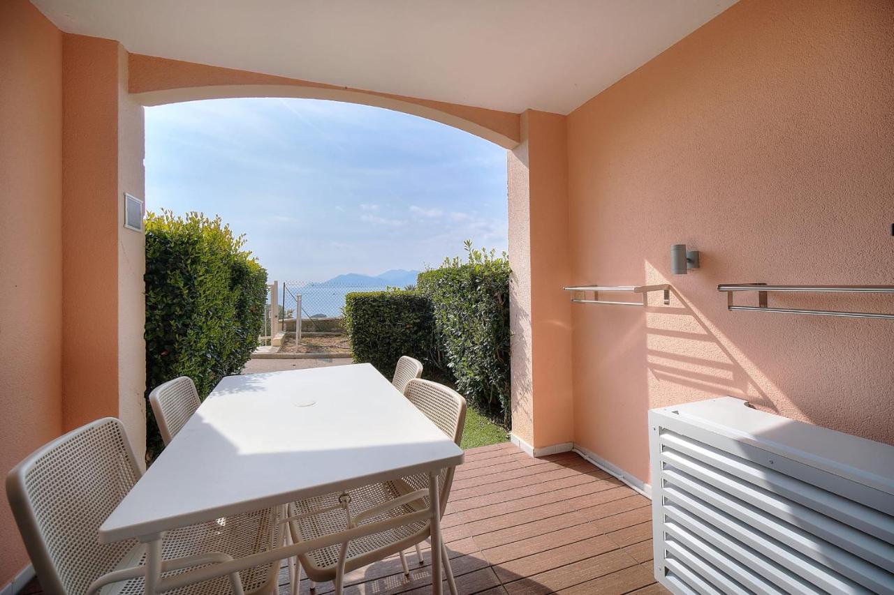 Immogroom - Sea View- Pool- Parking- Garden Apartment *