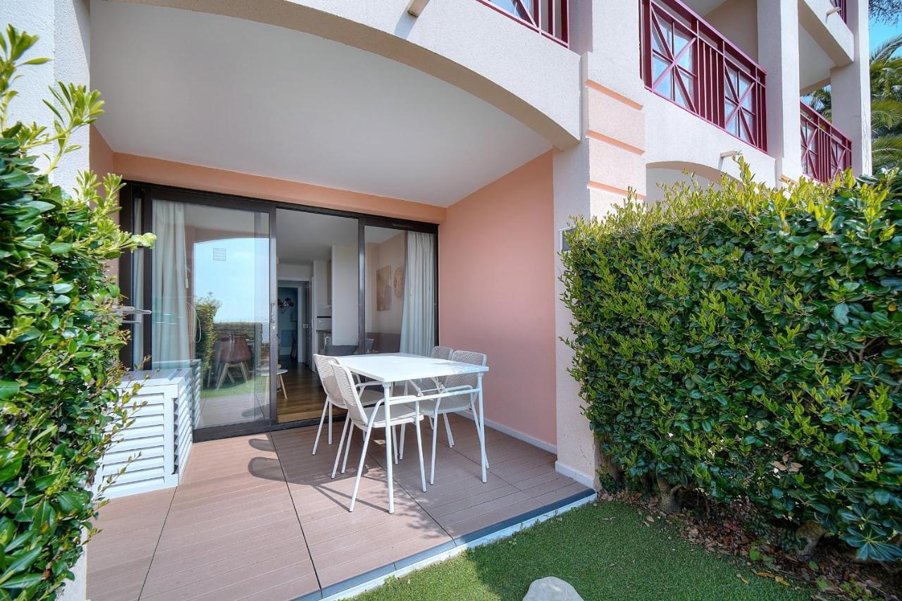 Immogroom - Sea View- Pool- Parking- Garden Apartment