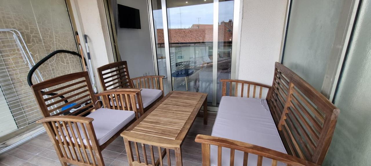 Centre 4 Personnes Apartment *
