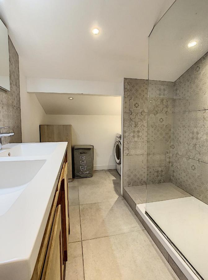 Duplex 6 A 7 Personnes, 100 M Des Plages Du Midi, Apartment *