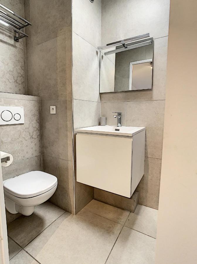 Apartment Duplex 6 A 7 Personnes, 100 M Des Plages Du Midi, Cannes