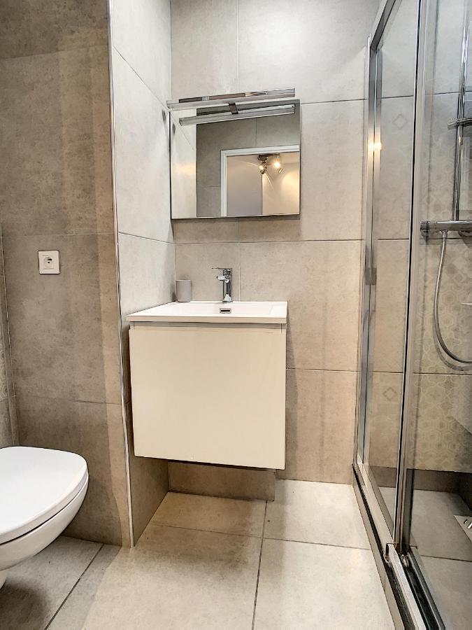 Duplex 6 A 7 Personnes, 100 M Des Plages Du Midi, *