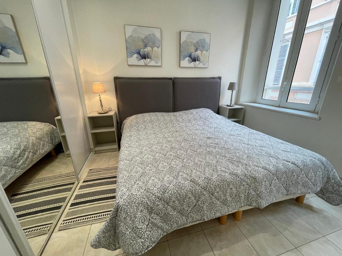 La Fontaine Apartment