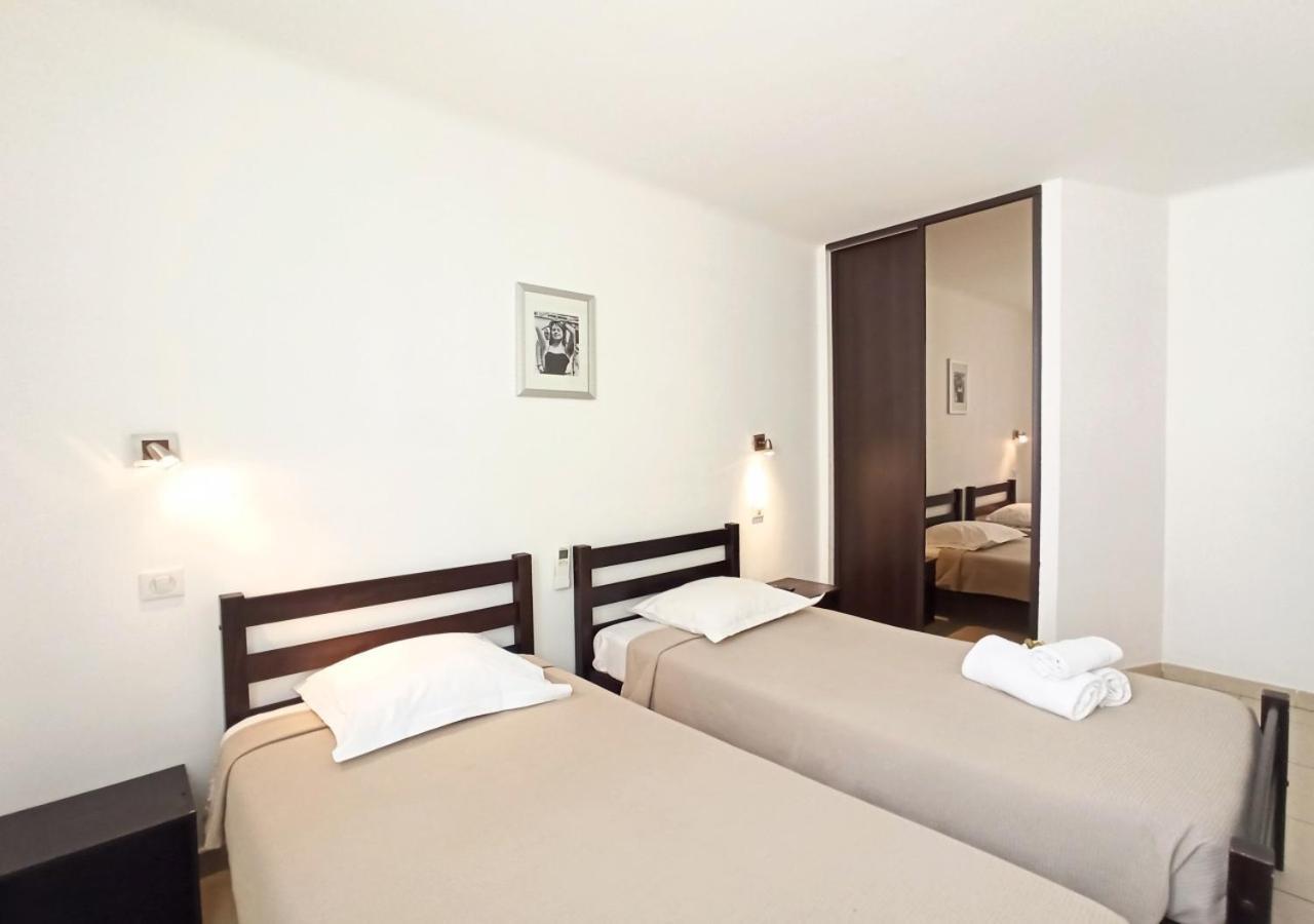 Apartment Viva Riviera 2 Bedrooms 2 Bathrooms Rue Florian *