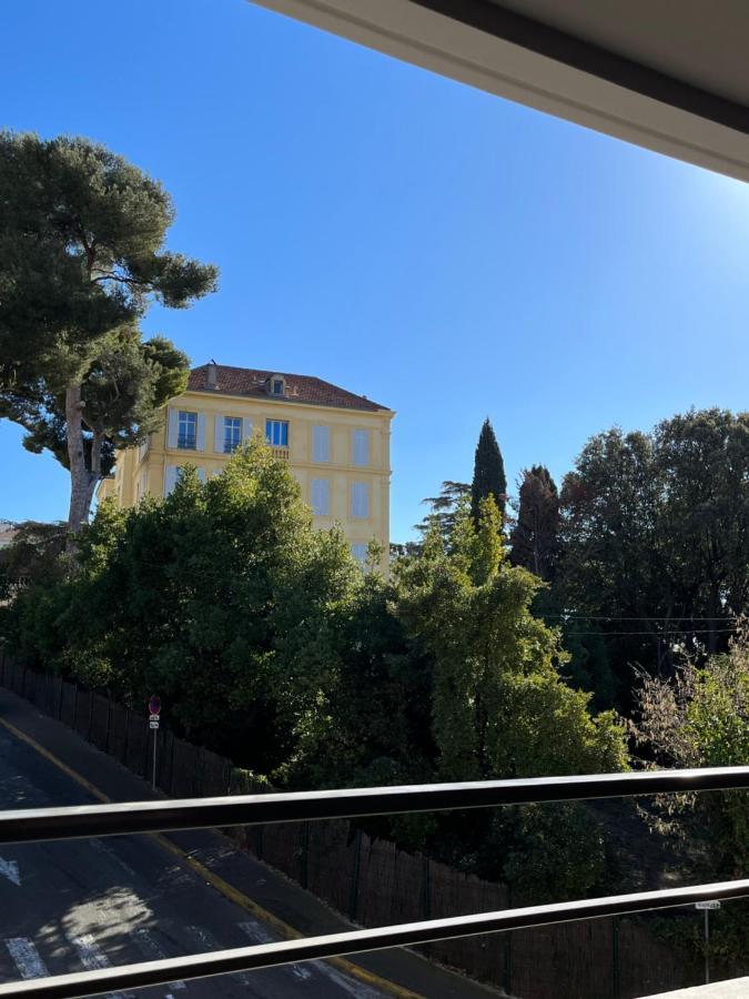2 Pieces Terrasse Piscine Californie * Cannes