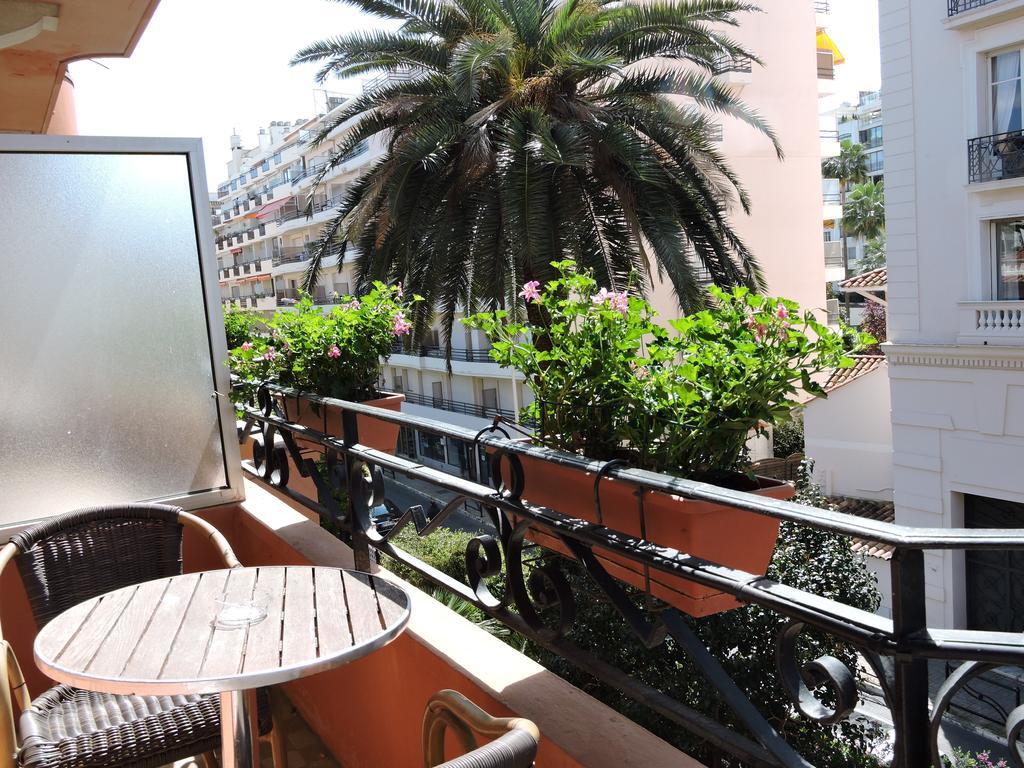 Regina Hotel 3*