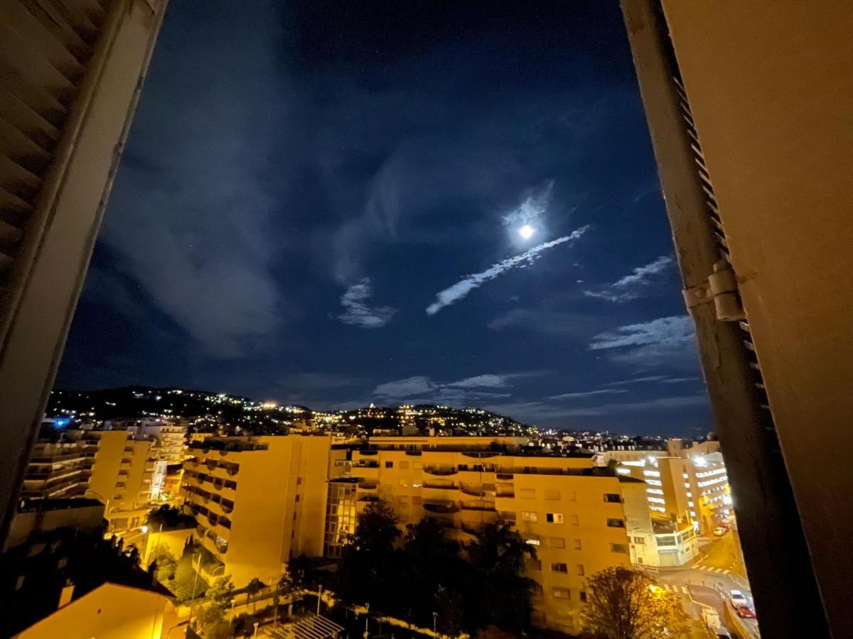 Apartment Clouds
