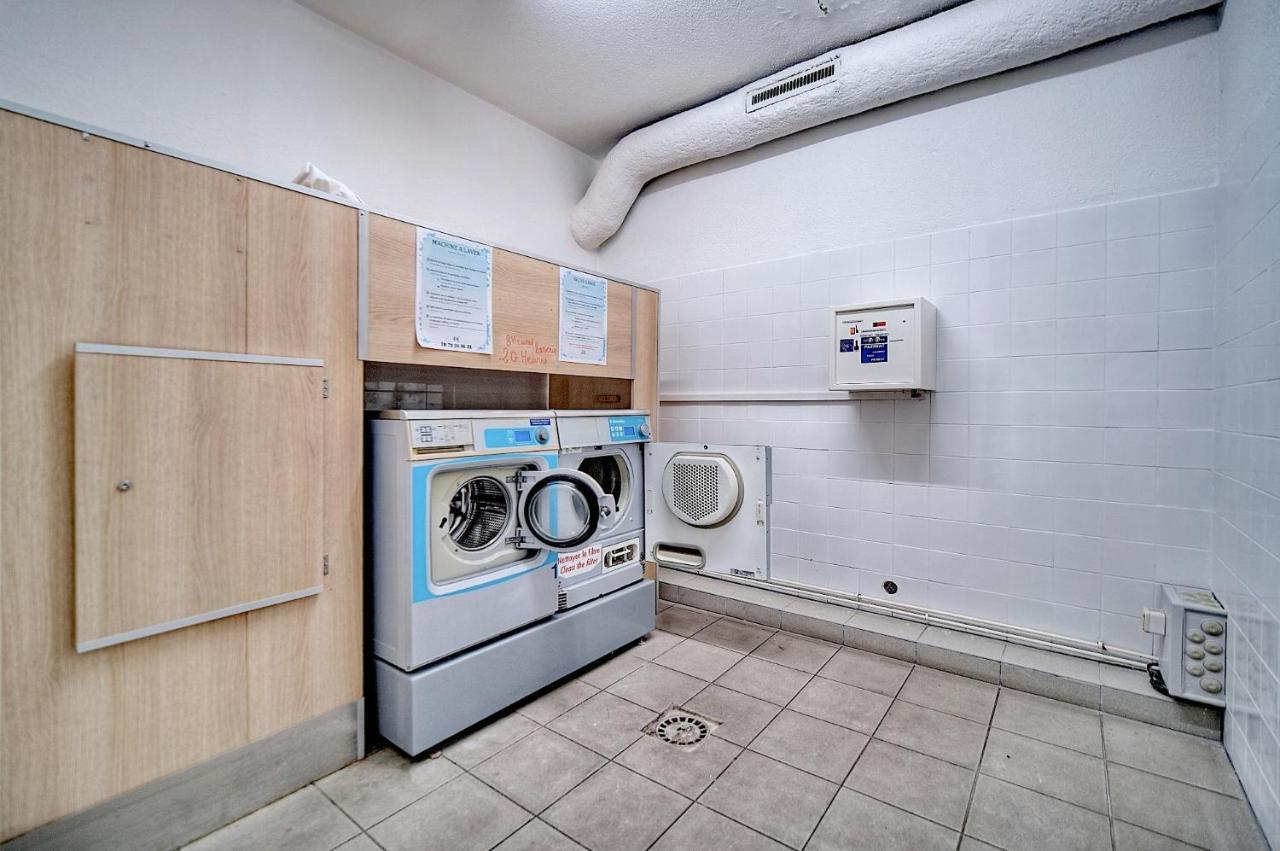 Agreable 2 Pieces Avec Piscine A1b235 Cannes