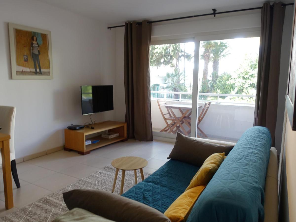 Apartment Lovely With Balcony 5min Train Station