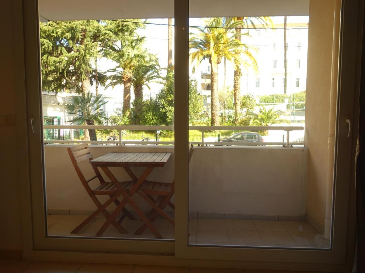 Apartment Lovely With Balcony 5min Train Station