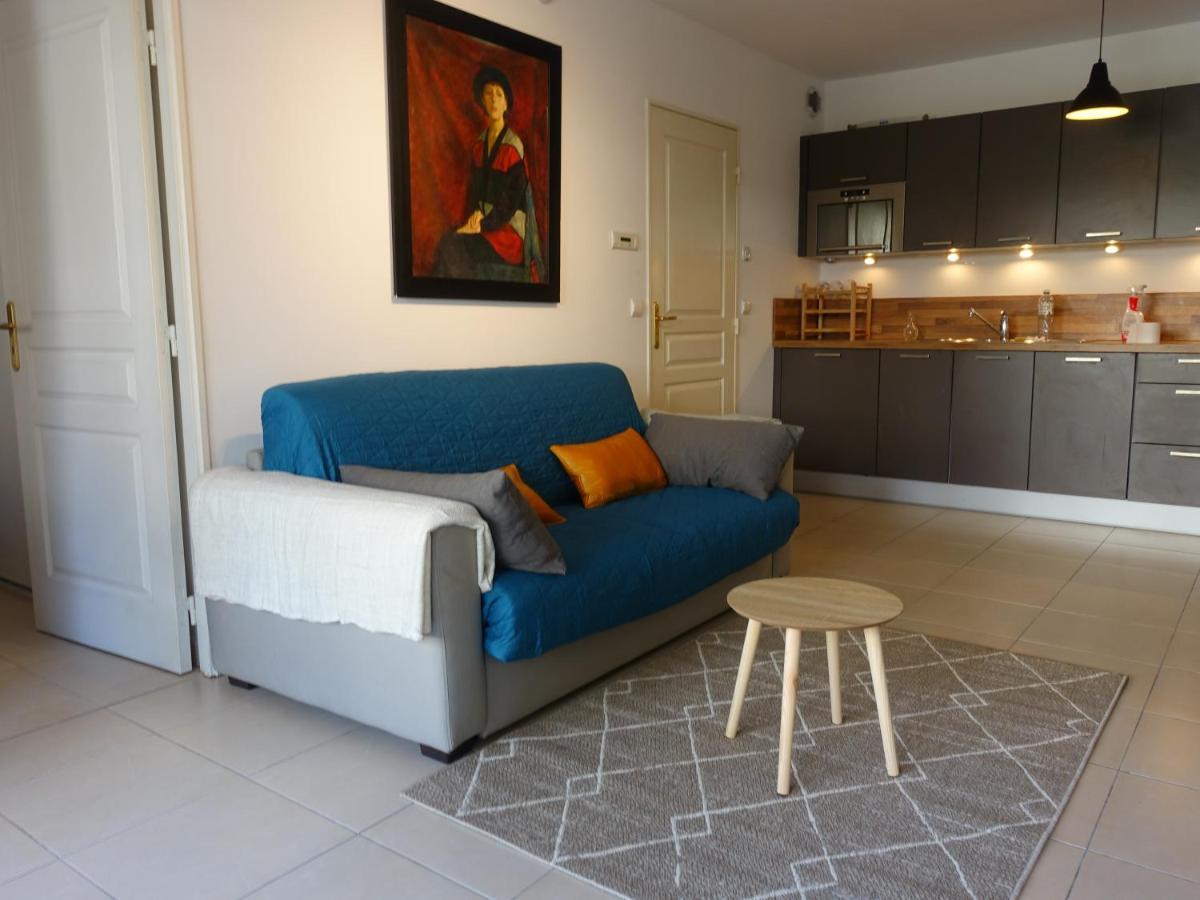 Apartment Lovely With Balcony 5min Train Station
