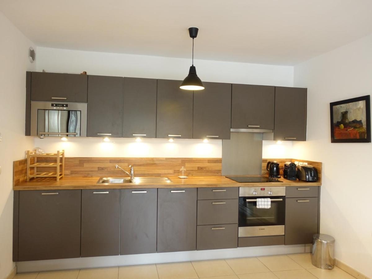 Apartamento Lovely With Balcony 5min Train Station