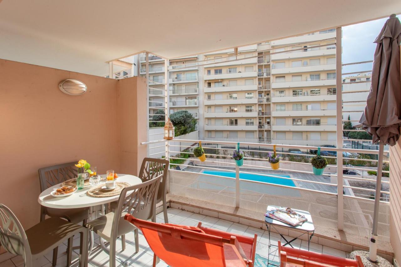 Appartement C1 Clemenceau Pool Balcony Bath Ac 2mins Walk To *