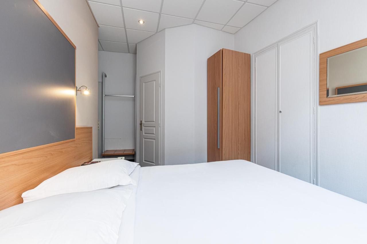 Hotel Modern Waikiki Cannes