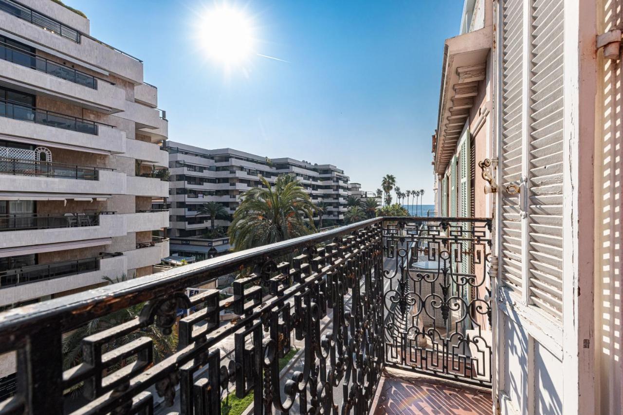 Hotel Modern Waikiki Cannes