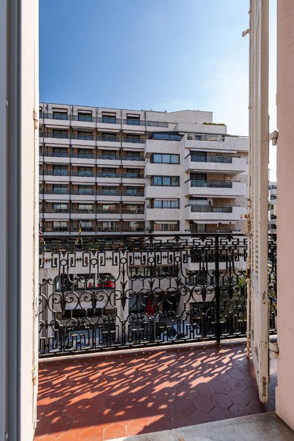 Modern Waikiki Cannes