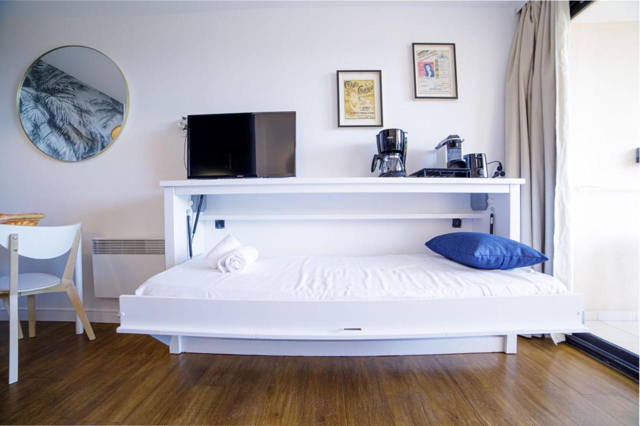 Guestready - Lovely With A Pool And A Sea View Appartement *