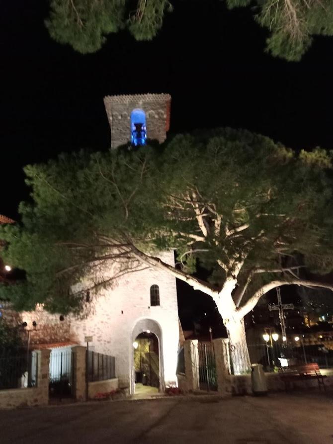 Appartement Proche Du Palais Des Festivals Et De La Plage-petits Prix Car Ménage Fait Par Le Voyageur *