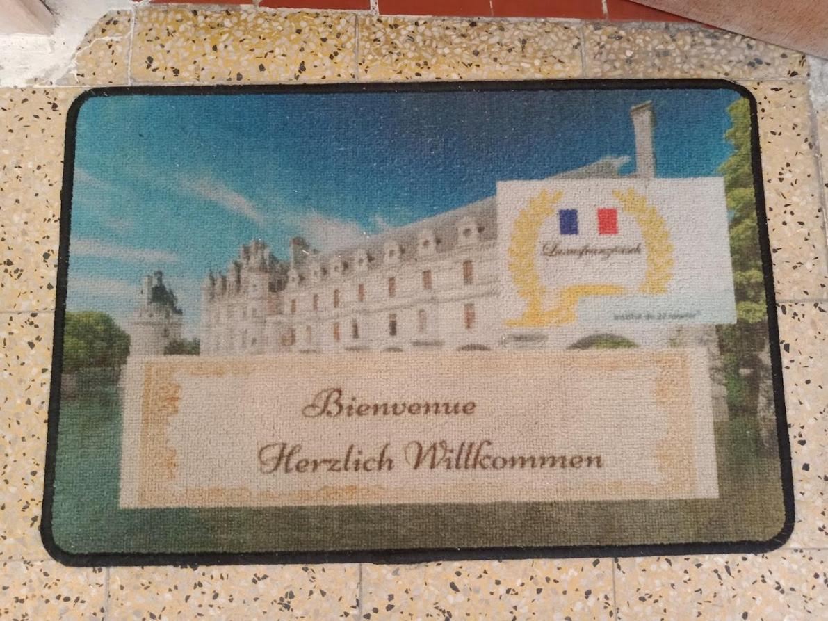 Apartment Cadre De Reve Vous Faites Le Menage- Very Good Prices But Have To Clea-n Th-e Flat Cannes