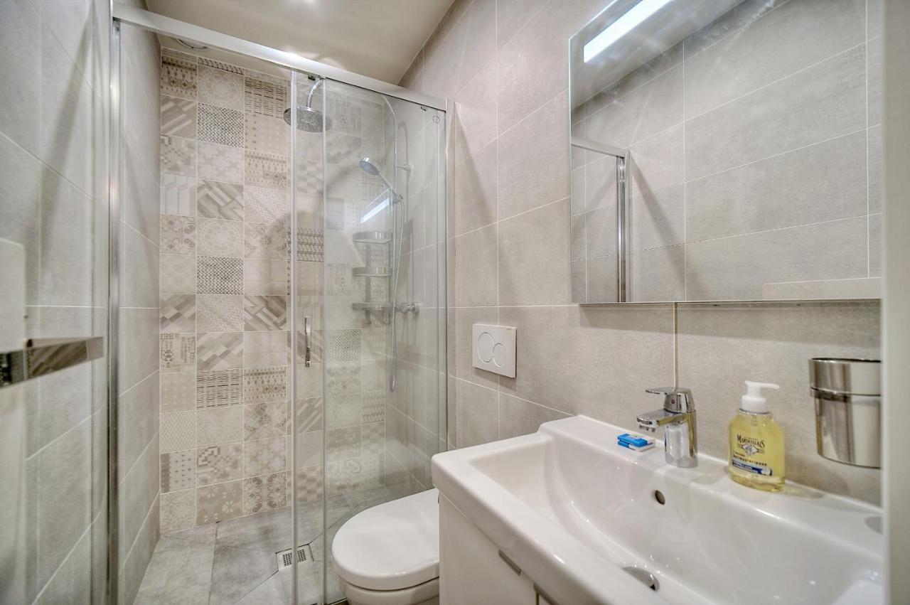 Agreable Quartier Suquet-vieux Port A0b185 Cannes
