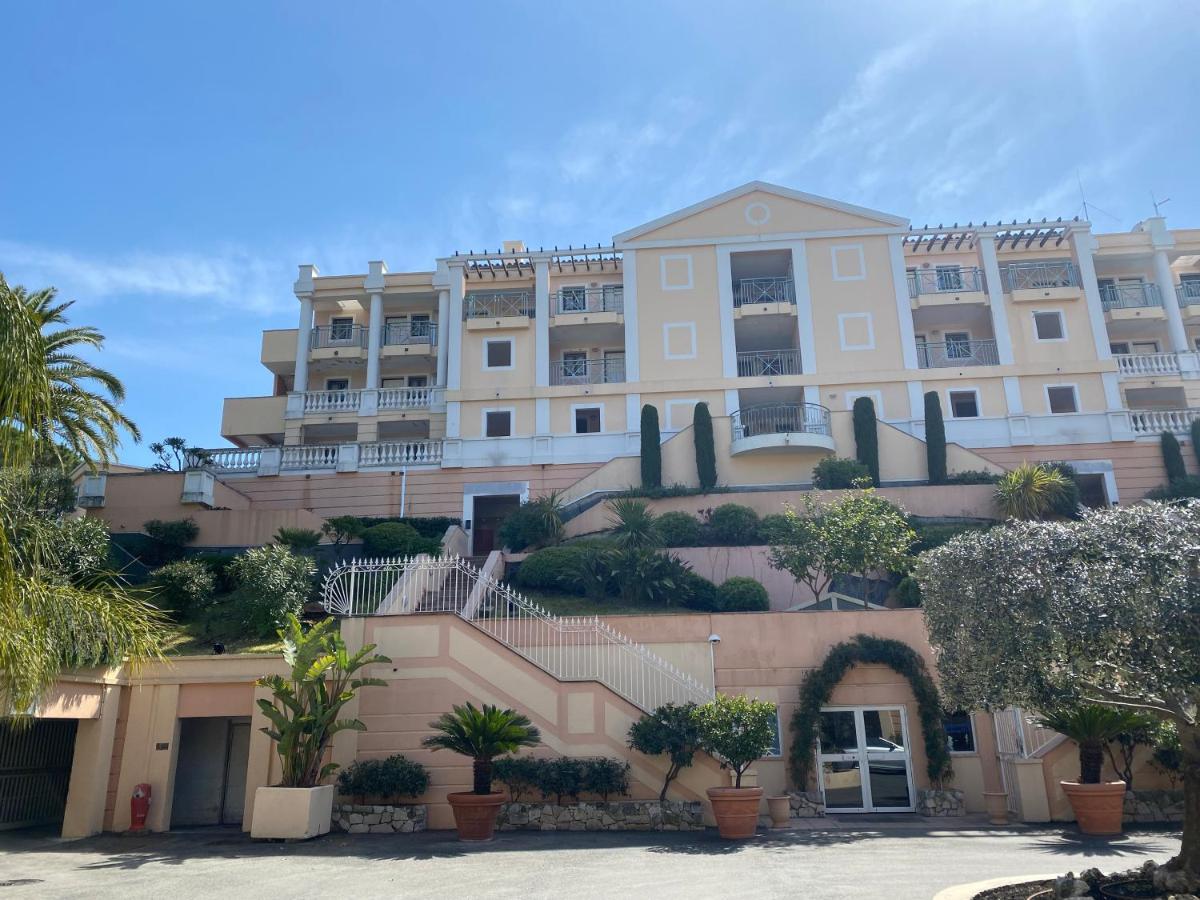Cannes, Magnifique T2 Vue Mer, Piscine, Garage Appartement Cannes