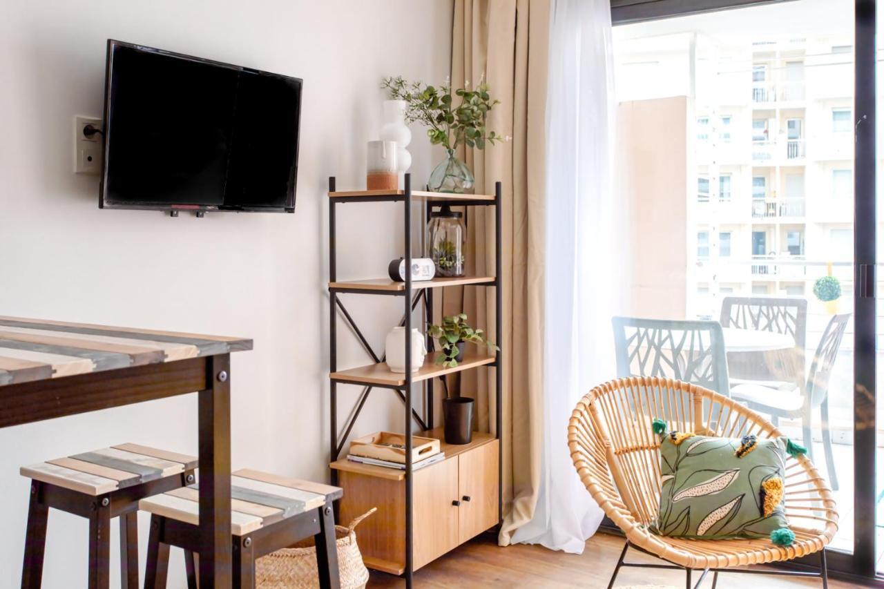 C1 Clemenceau Pool Balcony Bath Ac 2mins Walk To Appartement Cannes
