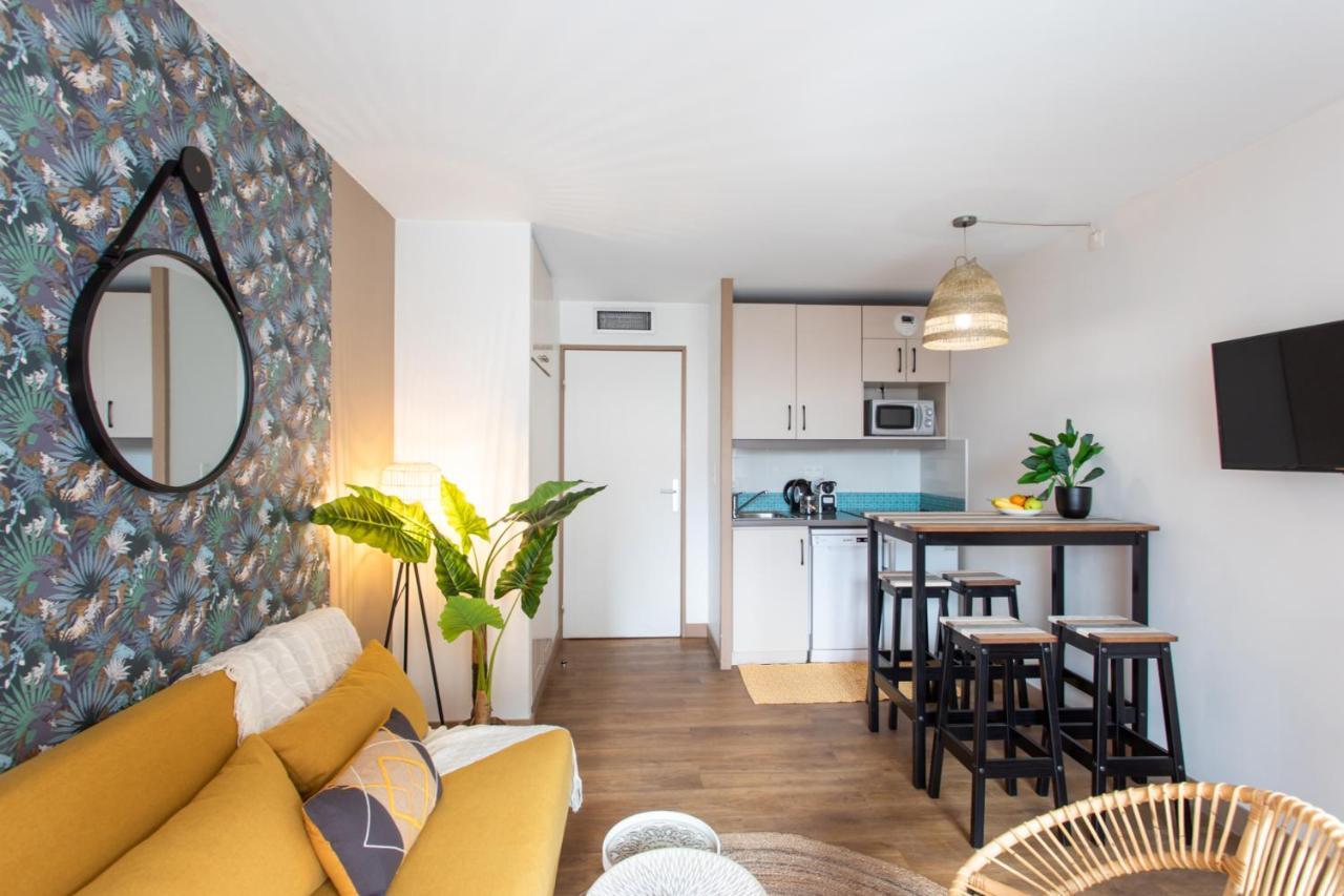 C1 Clemenceau Pool Balcony Bath Ac 2mins Walk To * Cannes