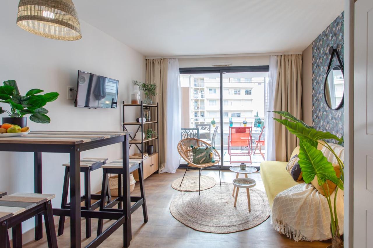 C1 Clemenceau Pool Balcony Bath Ac 2mins Walk To Cannes