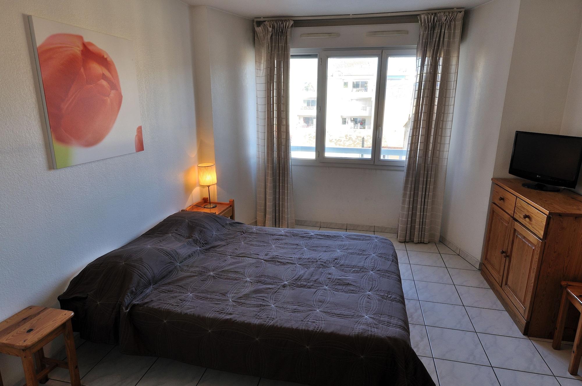 Aparthotel Residhotel Festival 2*