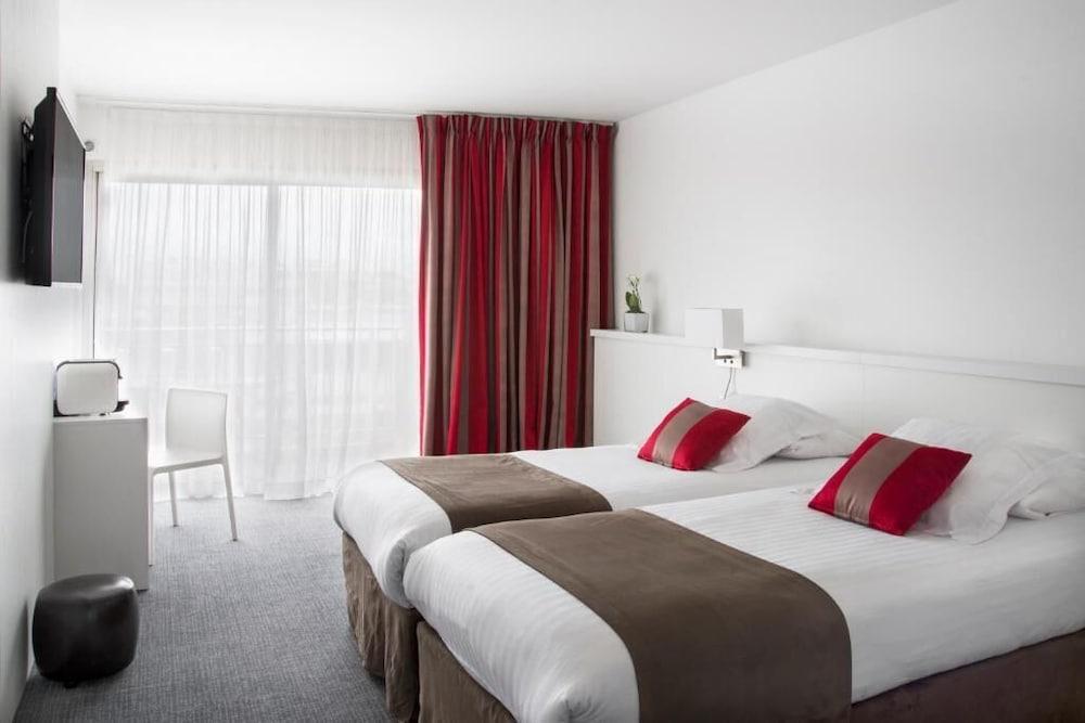 Abrial Hotel