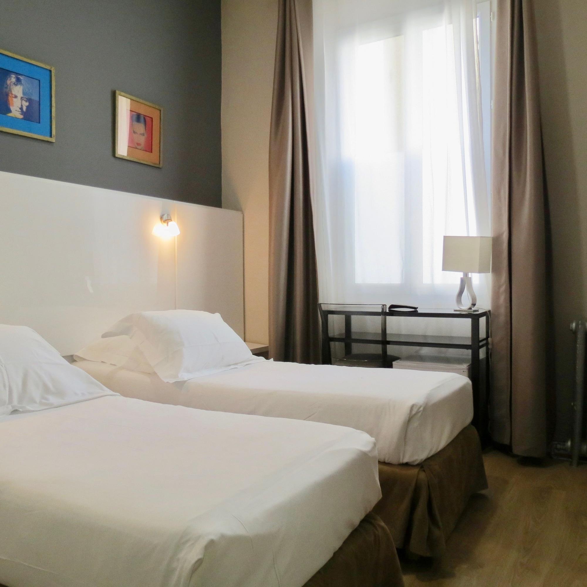 Hotel Amiraute 3*