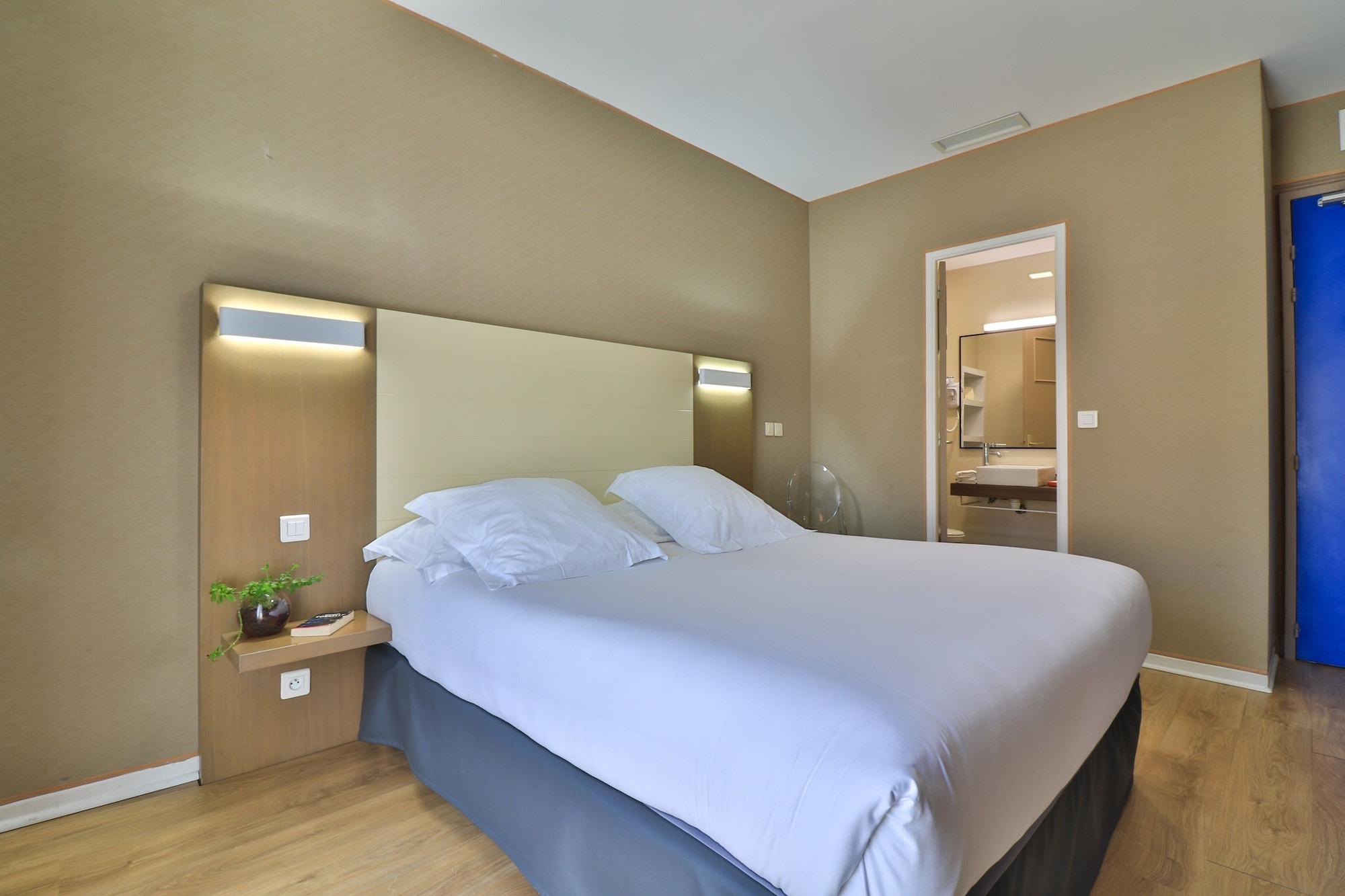 Amiraute Hotel