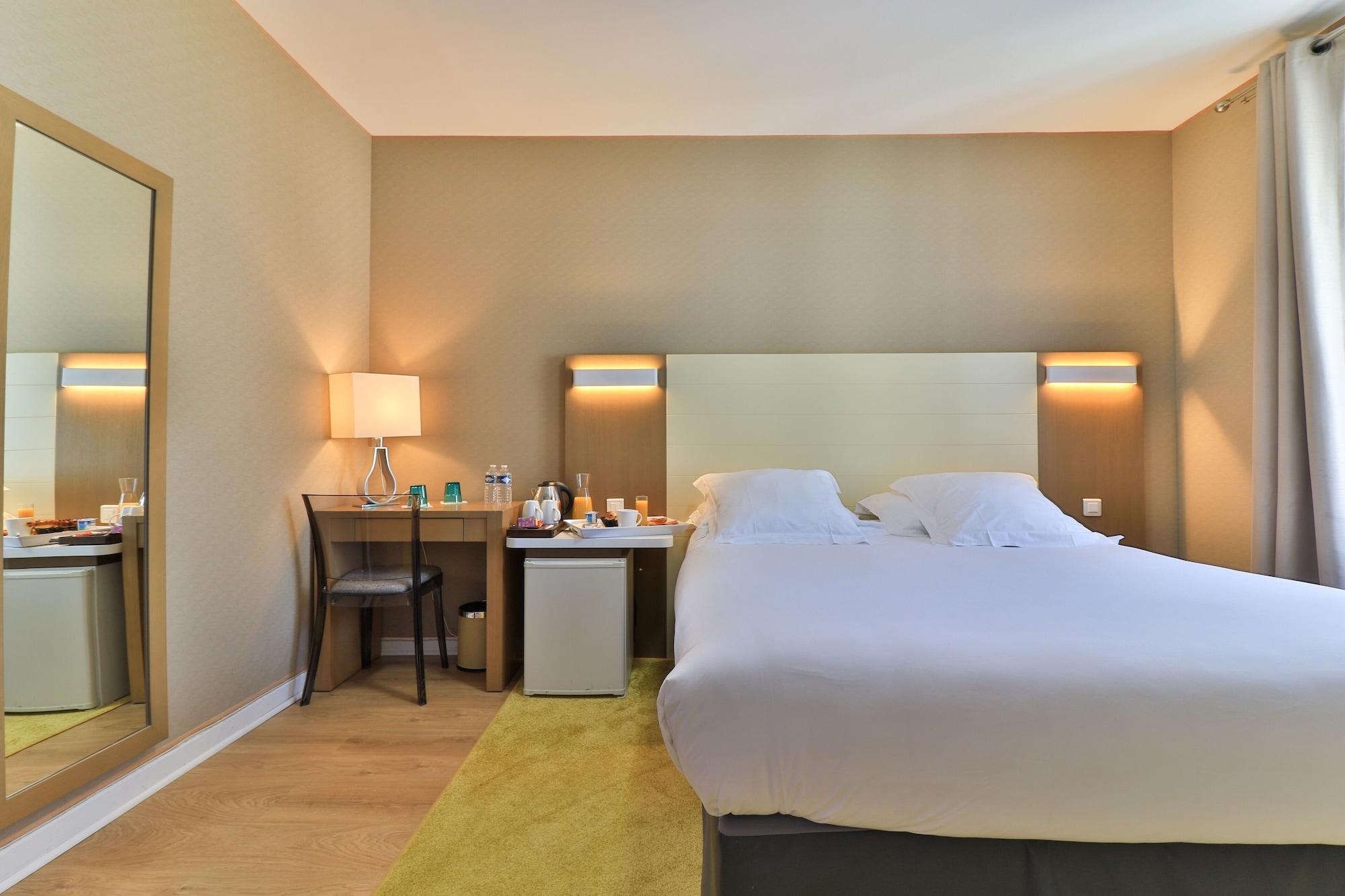 Amiraute Hotel