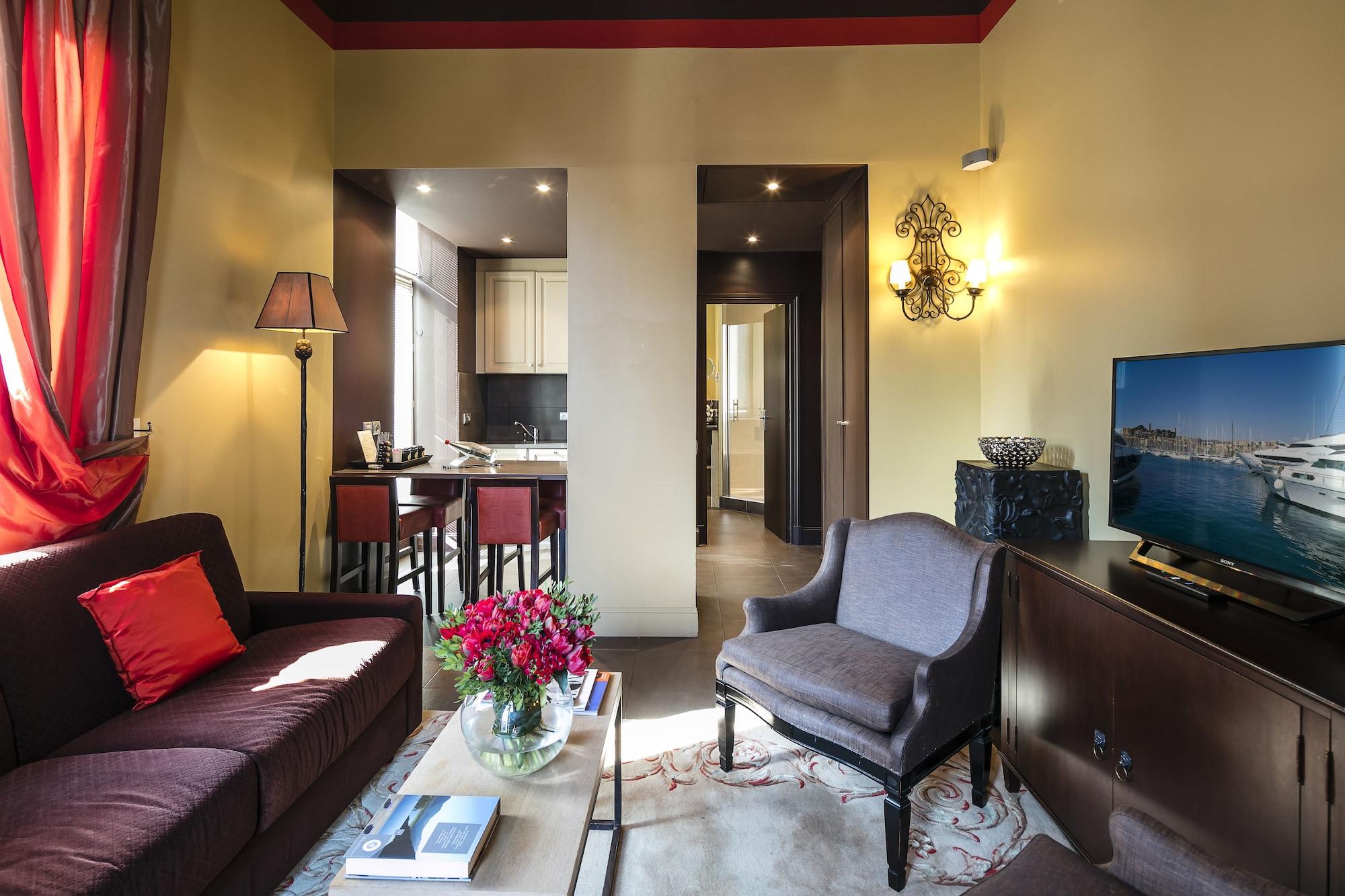 Garbo Hotel 4*