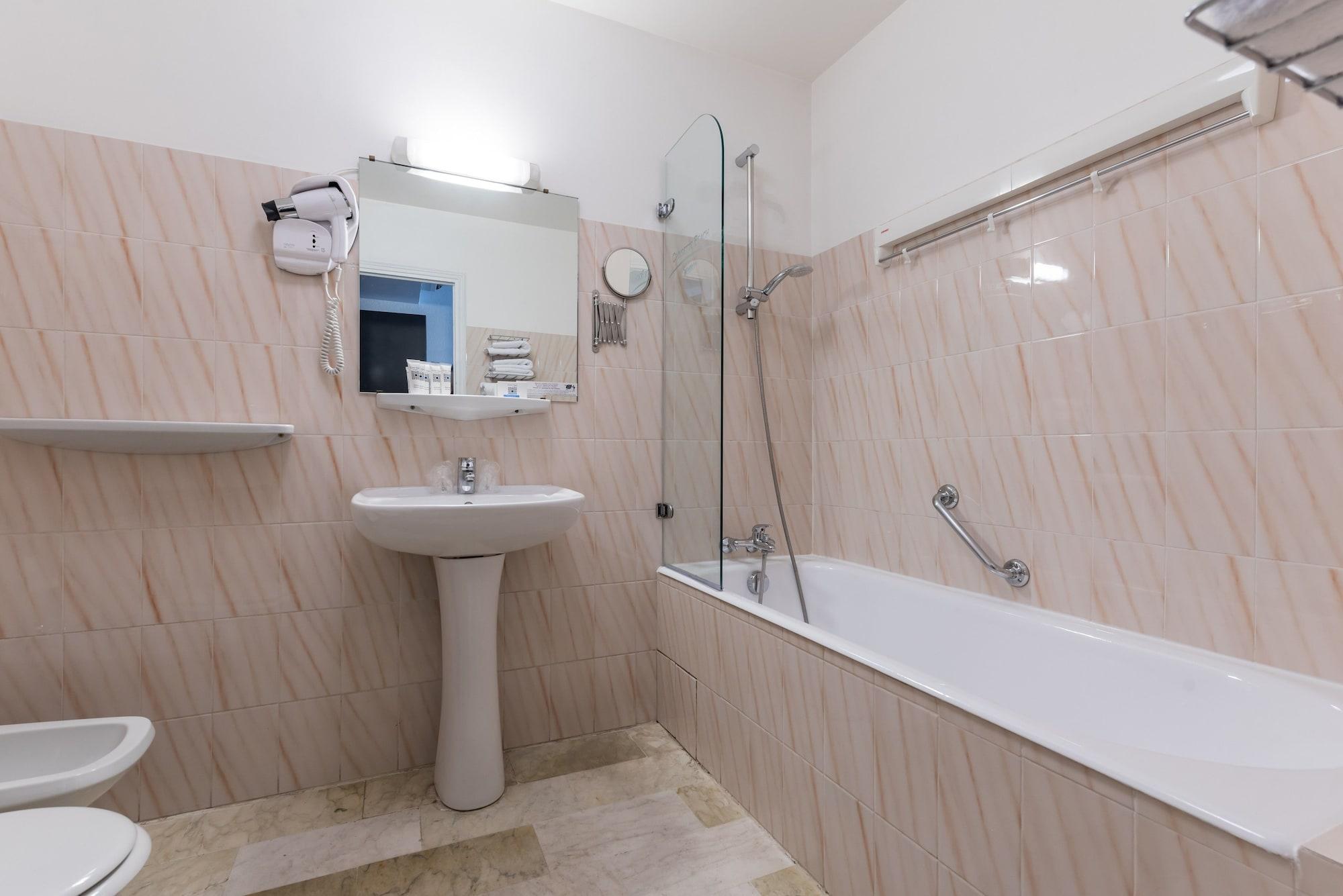Hotel Ruc 4*