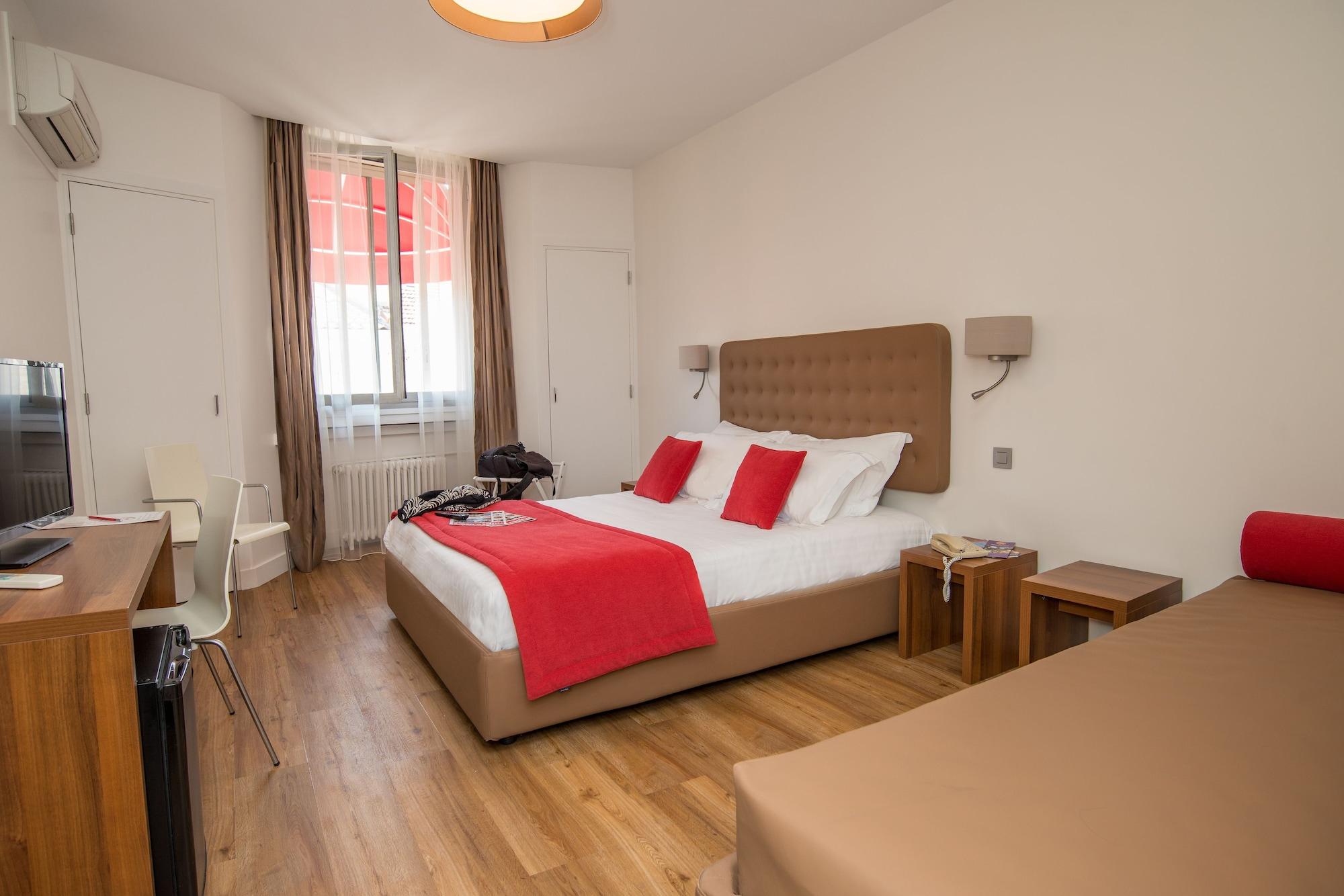 De France Hotel 3*