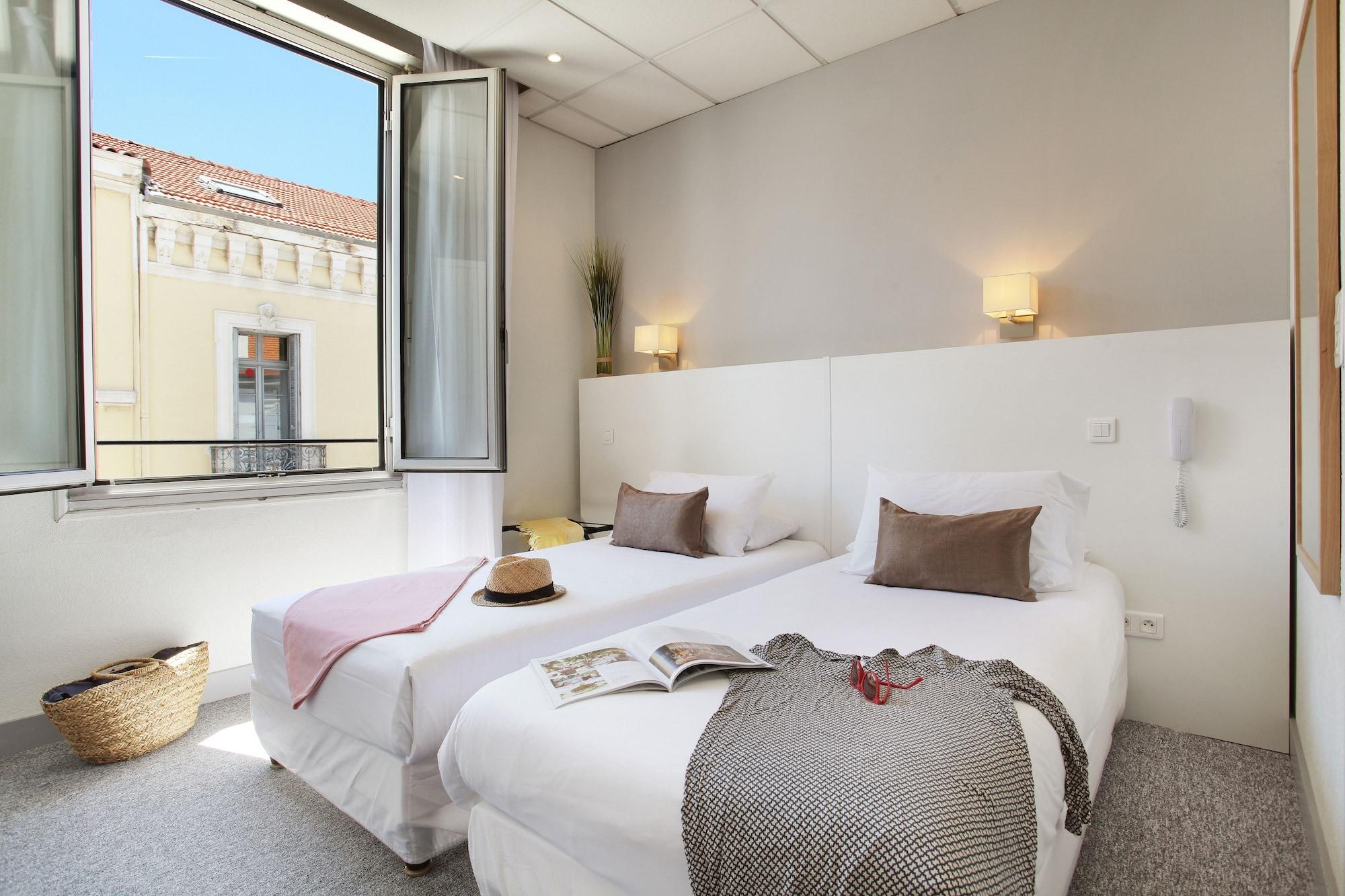 P.l.m. Hotel 2*