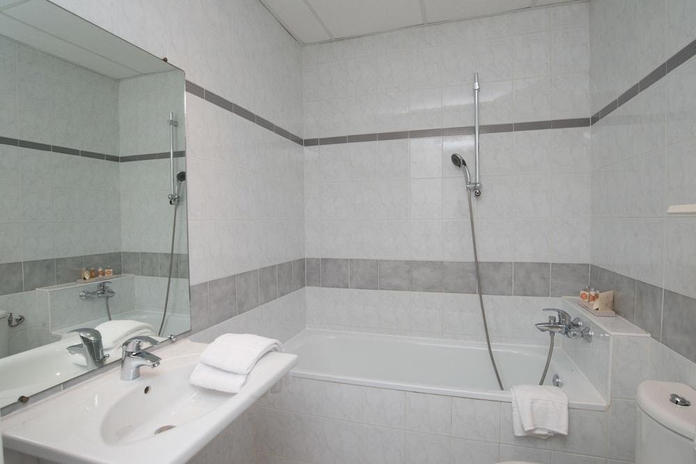 Hotel De France 3*