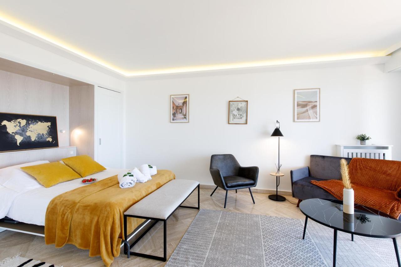 Riviera - Sea View - Clim - 50m - De Standing - Spacieux 180 M2 - Parking * Cannes