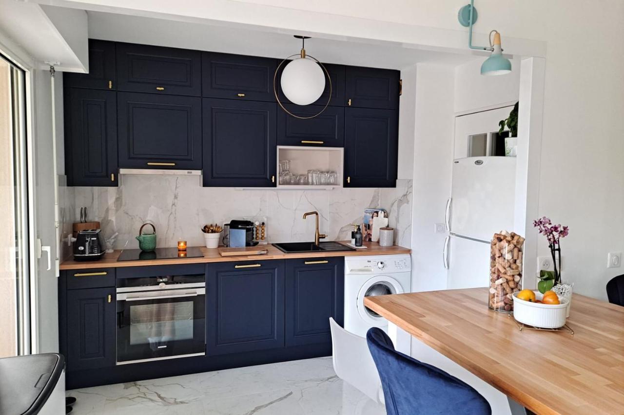 Henri Camille Real Estate -beautiful One Bedroom Swimming Pool And Parking Holiday home