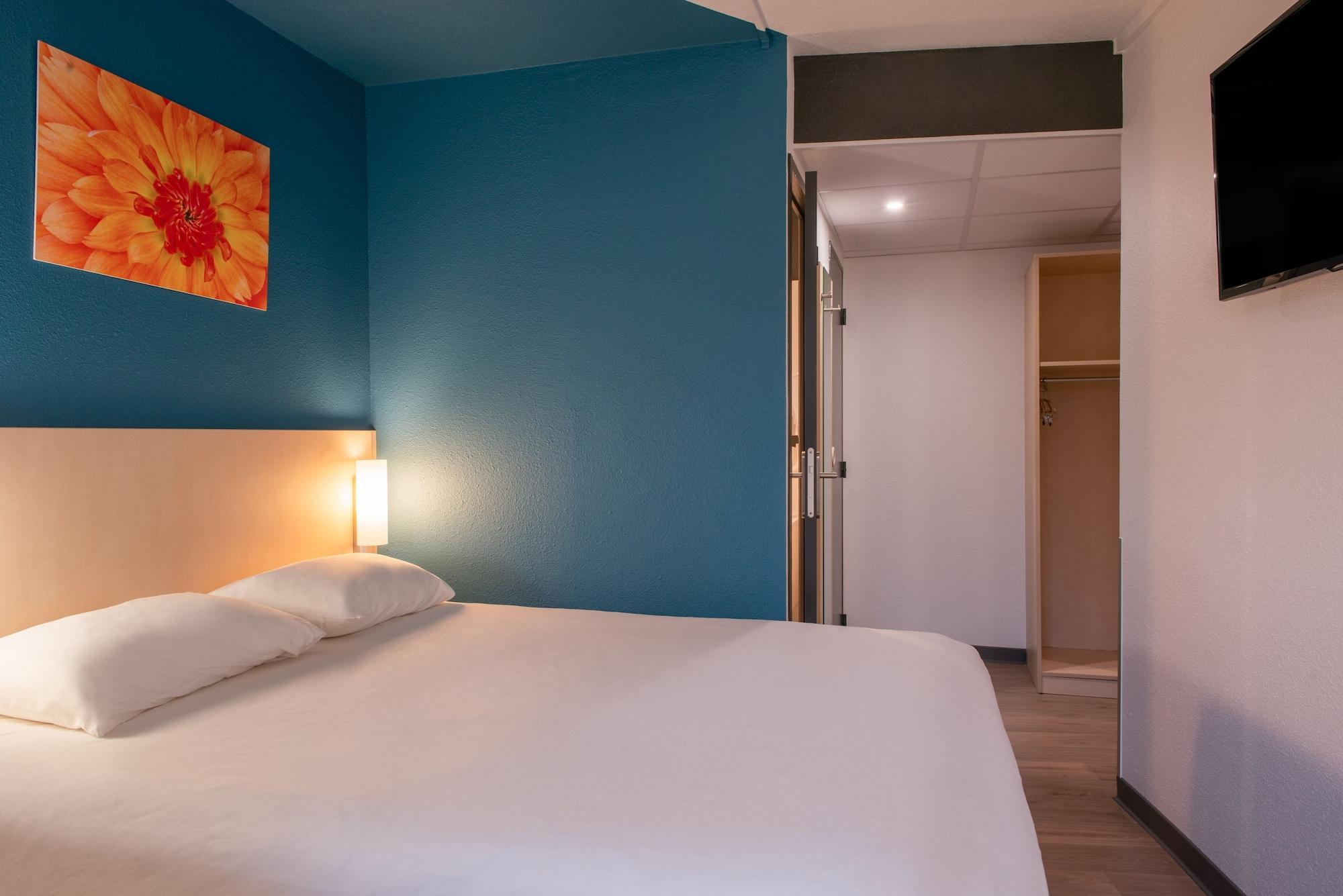 Ibis Budget Centre Hotel 2*