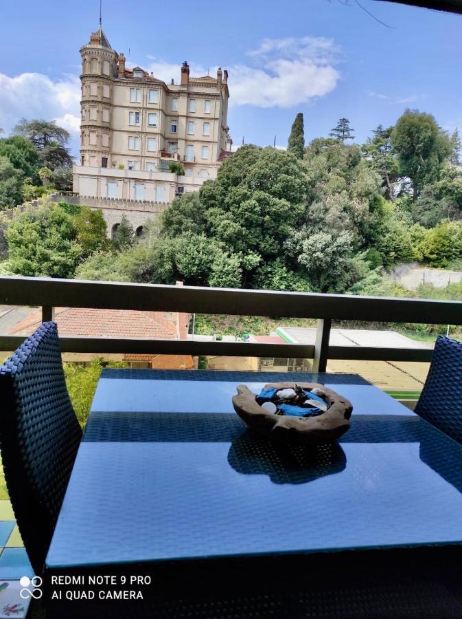 Luxurious In 450m From Sea With Terrace And Air Conditioning And Private Parking Apartment Cannes